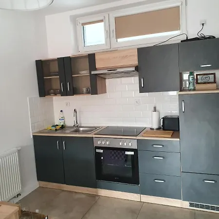 Skarbowa & Parking Апартаменты *